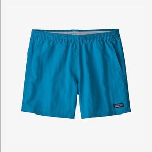 Patagonia Baggies size M. Great condition!